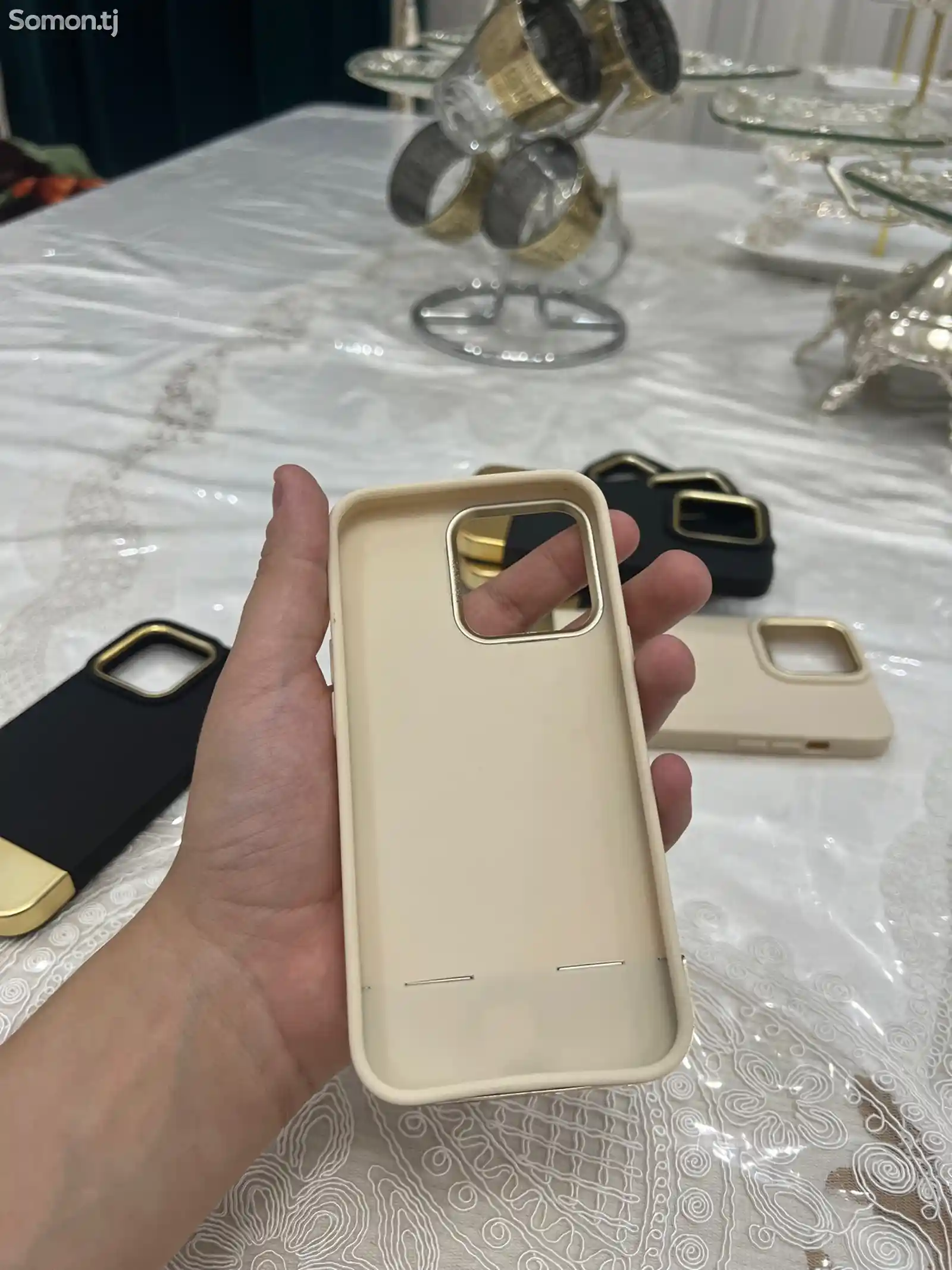 Чехол Gold Cases iPhone-4