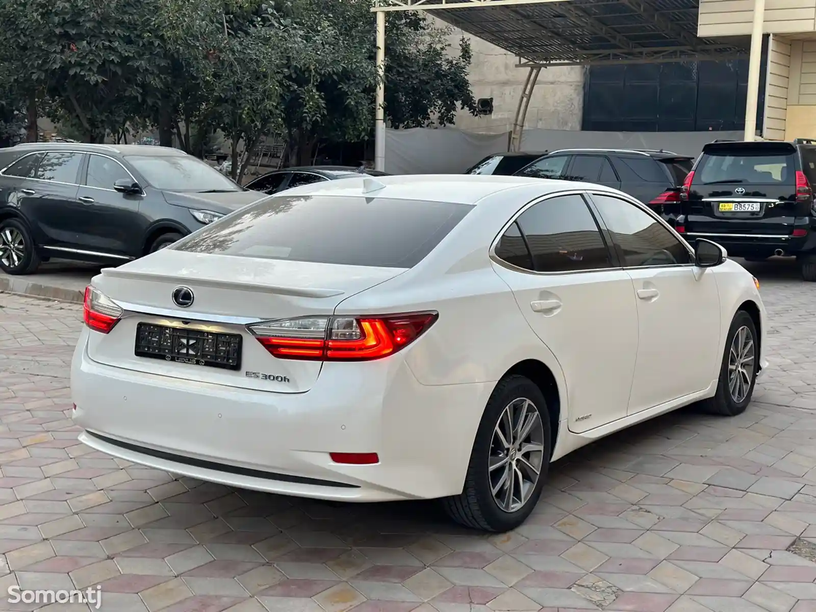 Lexus ES series, 2016-4