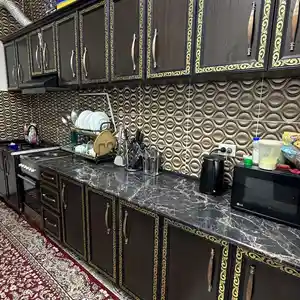 Кухонный гарнитур с плитой