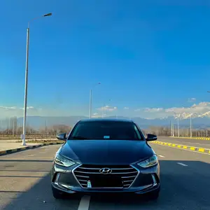 Hyundai Avante, 2018