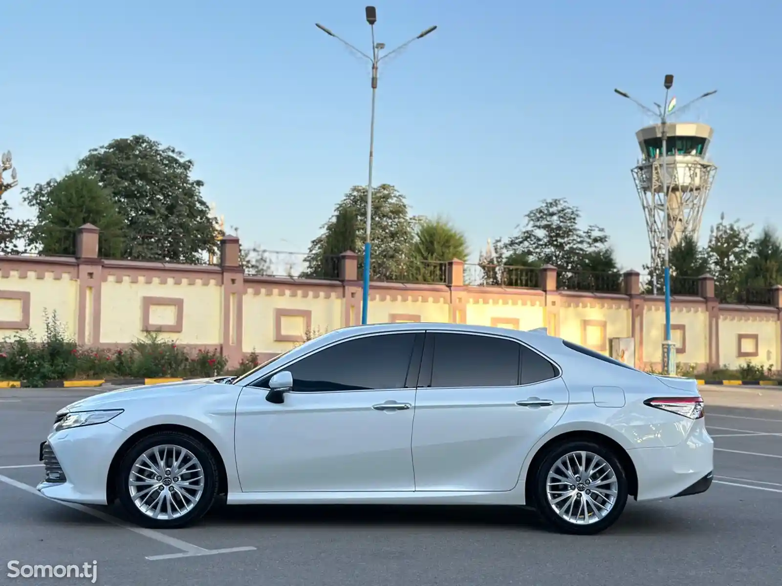 Toyota Camry, 2019-4