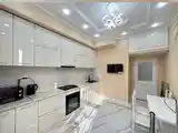 2-комн. квартира, 11 этаж, 78м², Шохмансур-3