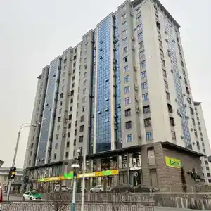 3-комн. квартира, 14 этаж, 140 м², Ашан