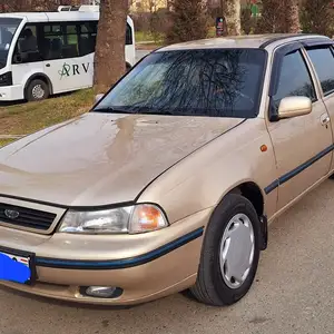 Daewoo Nexia, 1995