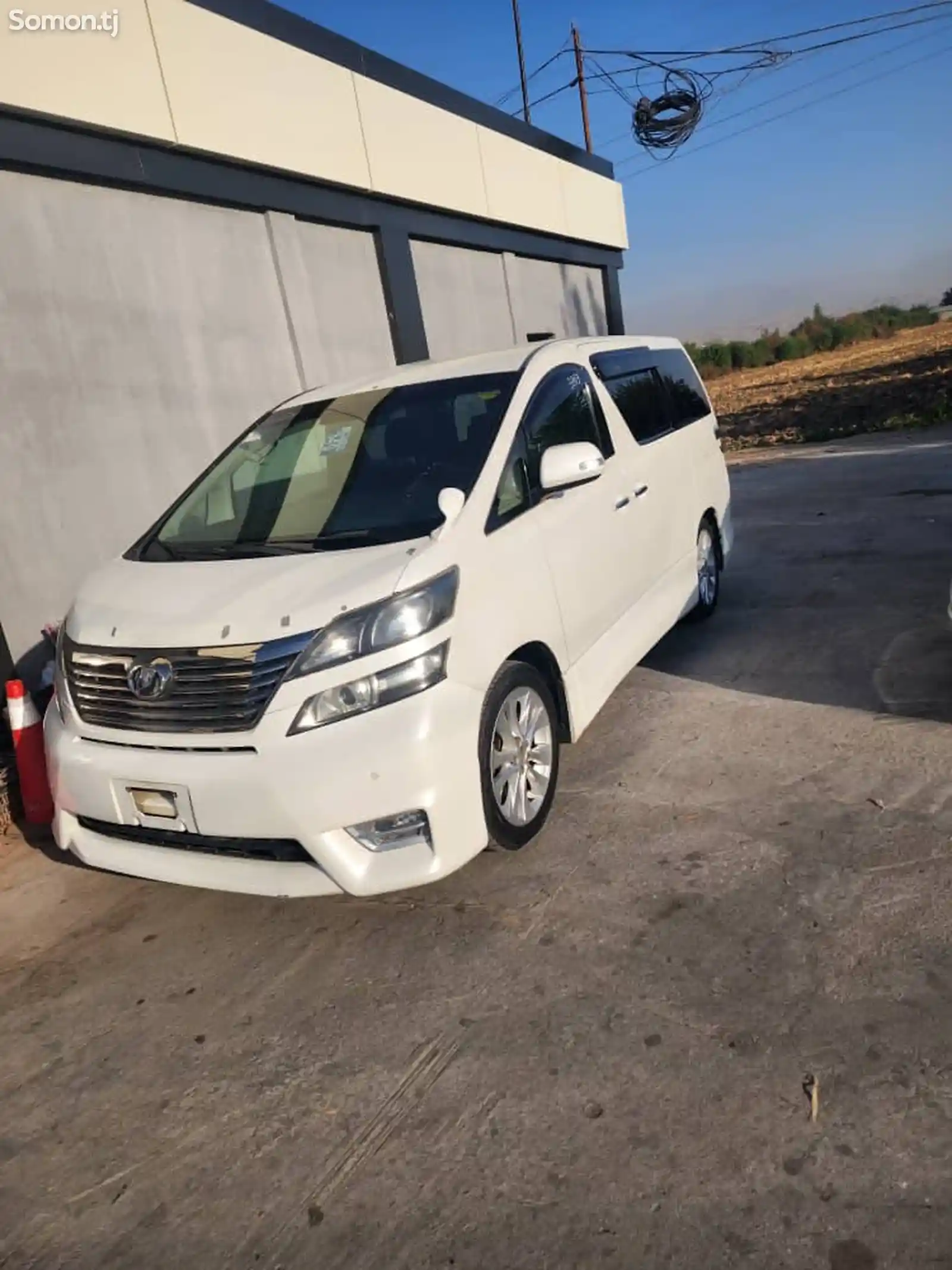 Toyota Vellfire, 2010-2