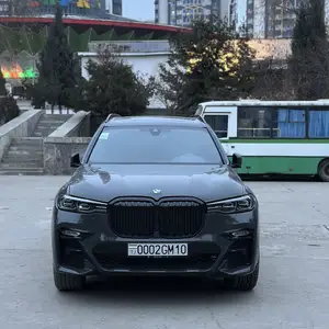 BMW X7, 2022