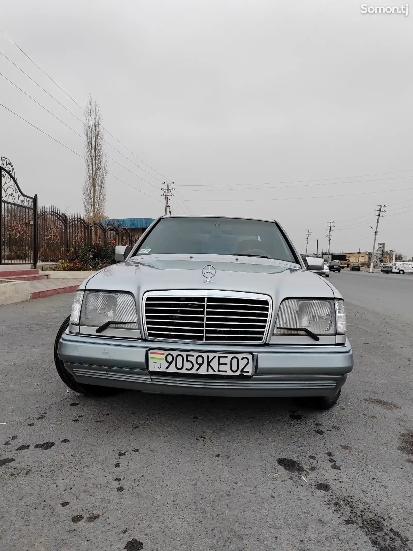 Mercedes-Benz W124, 1995-3