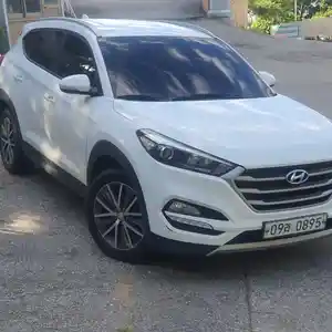 Hyundai Tucson, 2016