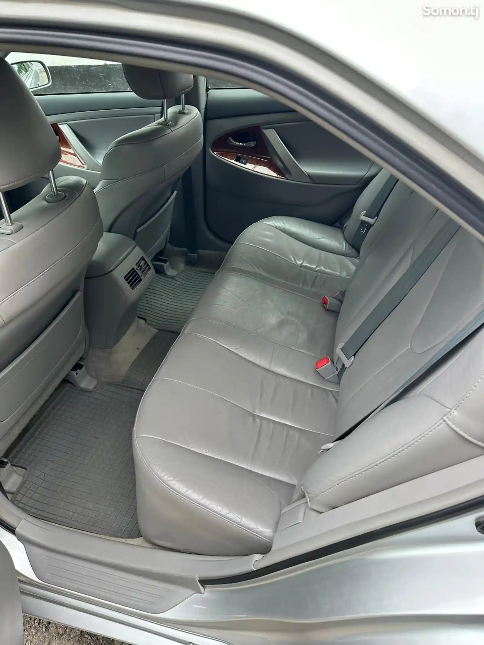 Toyota Camry, 2010-12