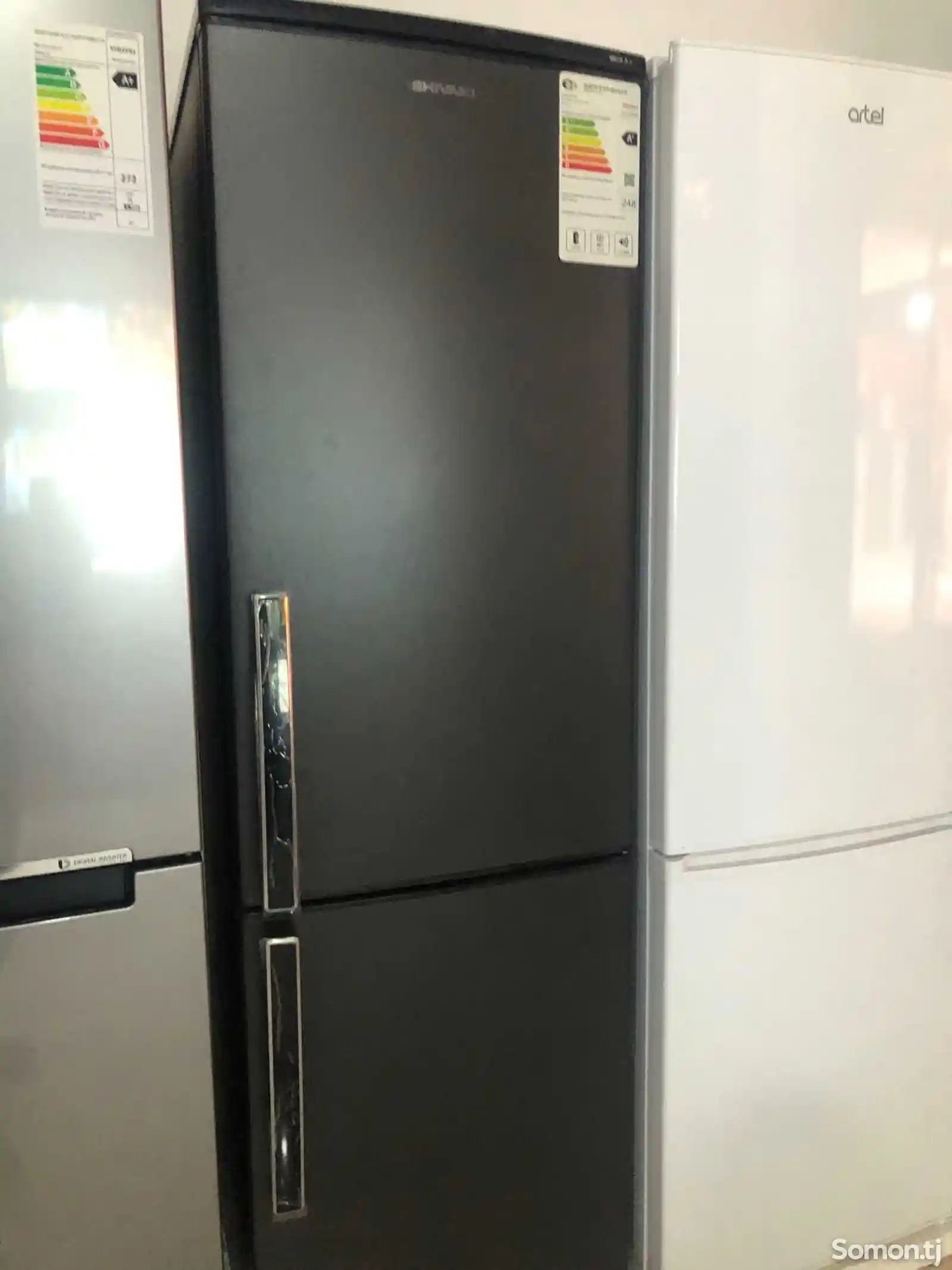Холодильник Shivaki 345-1