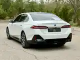 BMW 5 series, 2024-4