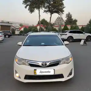 Toyota Camry, 2012