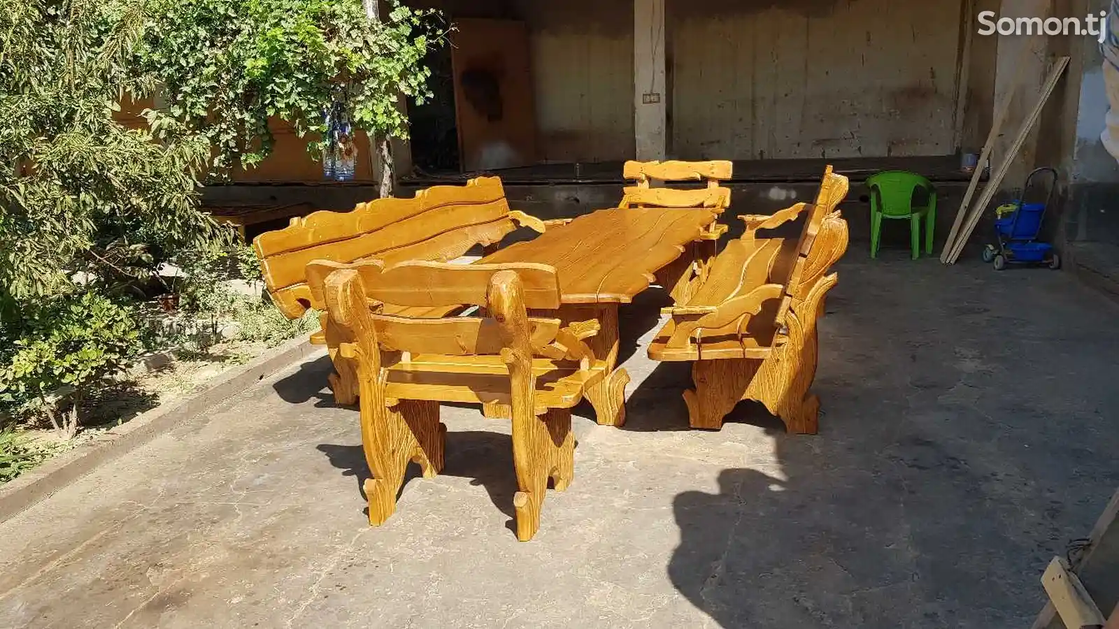 Стол и стулья для сада-2