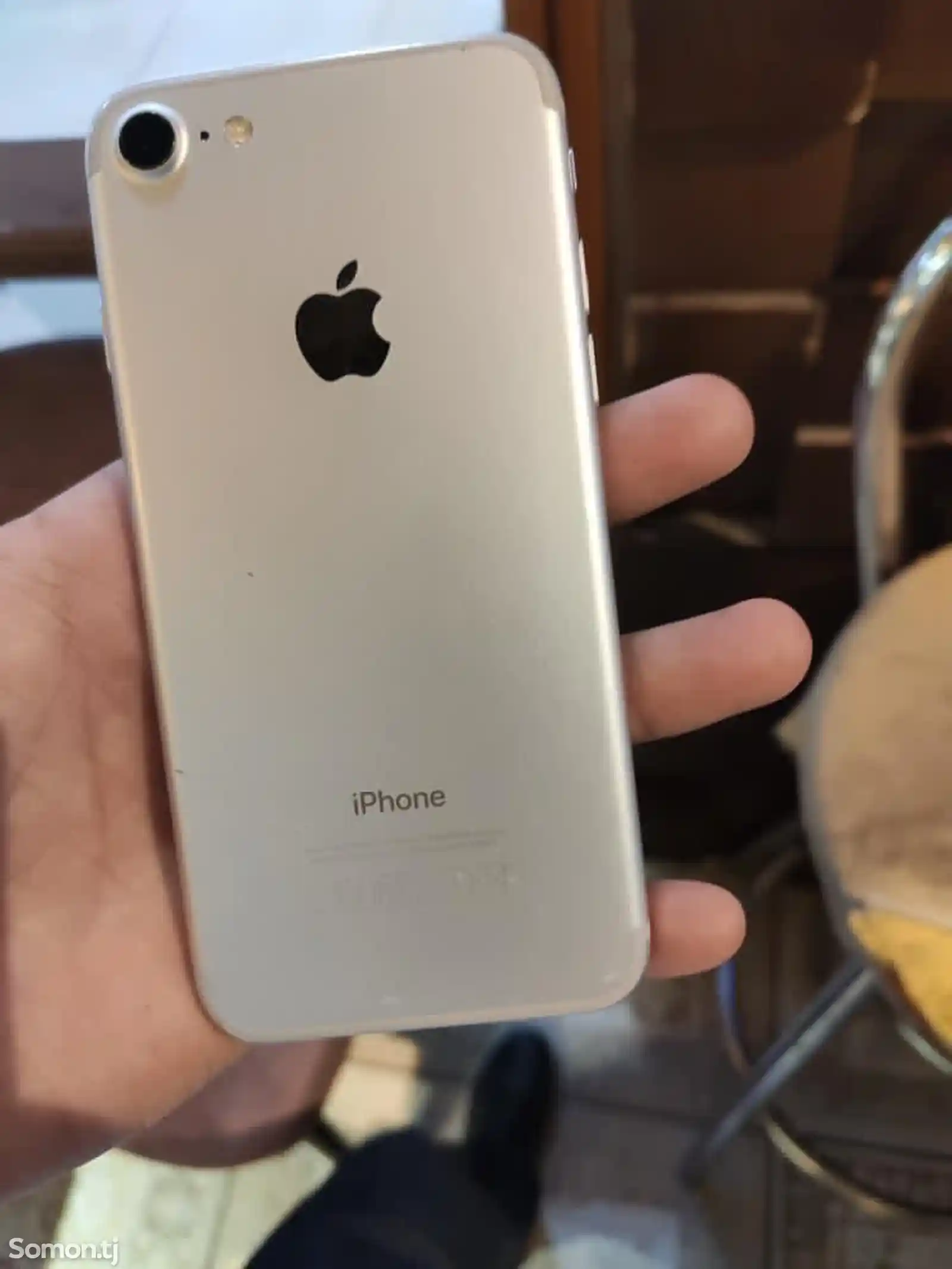 Apple iPhone 7, 32 gb-3