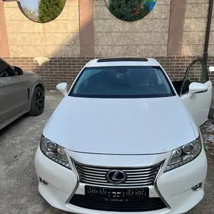 Lexus ES series, 2015