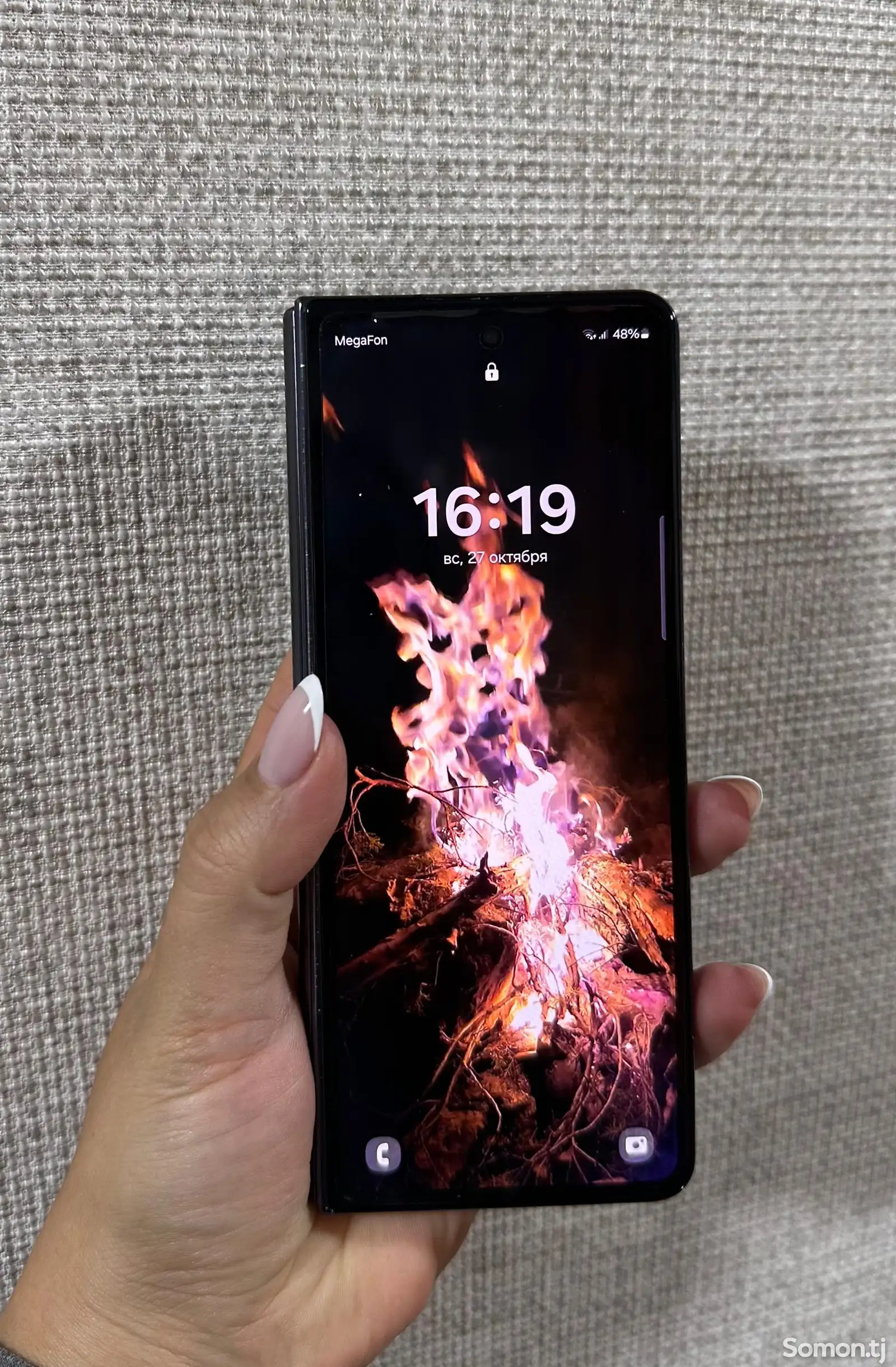 Samsung Galaxy Z Fold 4-2