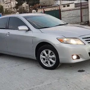 Toyota Camry, 2011