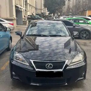 Lexus IS series, 2010