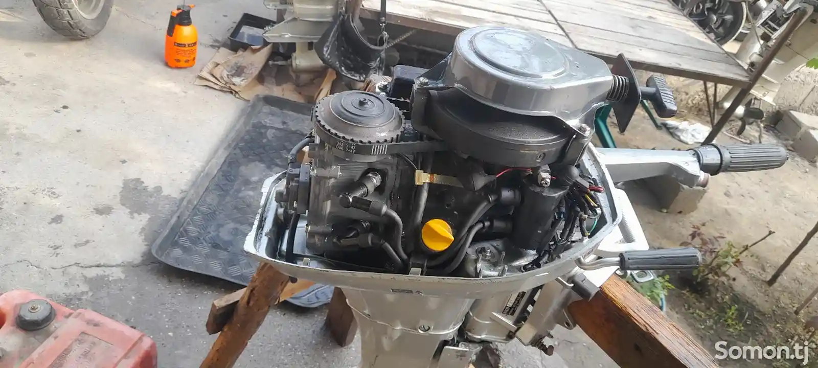 Мотор лодочный Honda-3