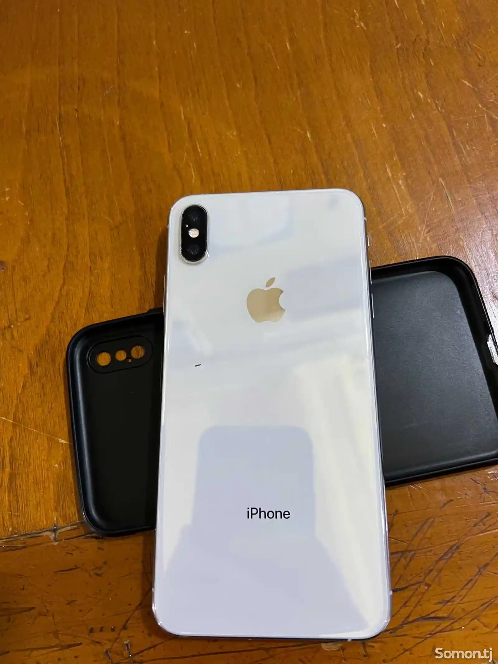 Apple iPhone Xs Max, Silver-1