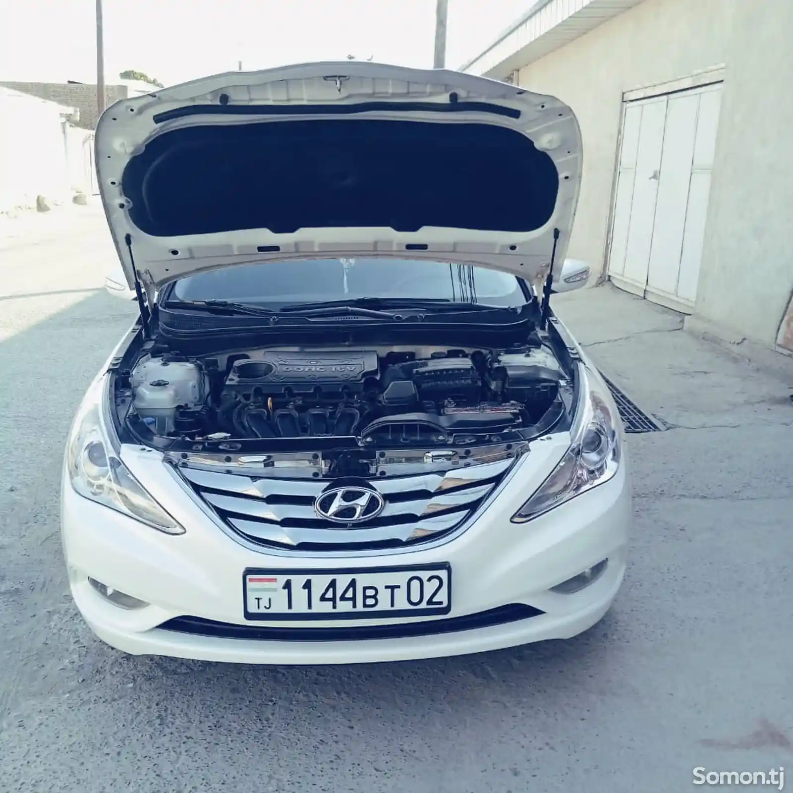 Hyundai Sonata, 2011-10