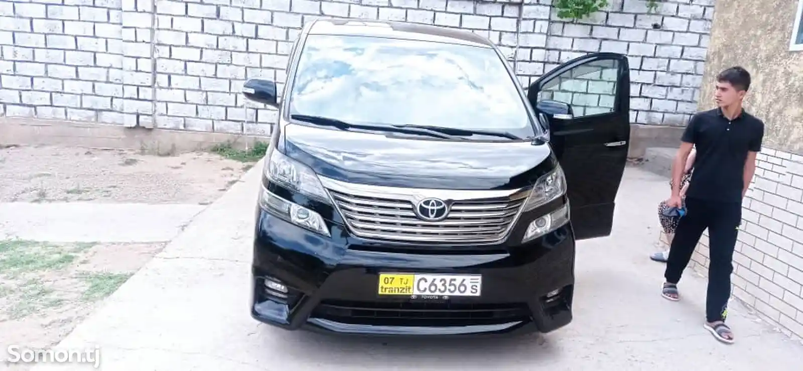 Toyota Alphard, 2009-2