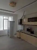 2-комн. квартира, 5 этаж, 90м²,  33мкр-5