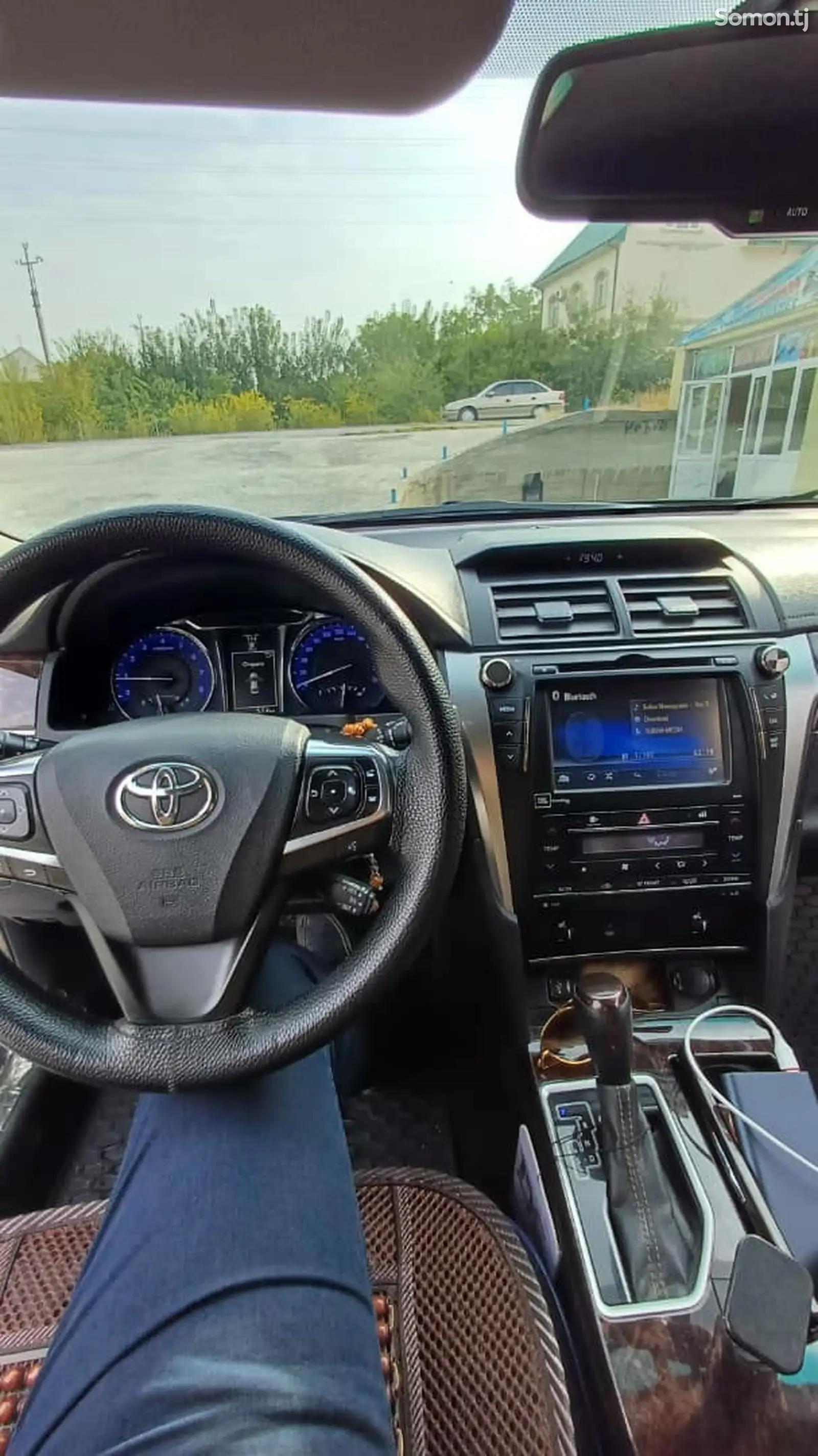 Toyota Camry, 2017-3