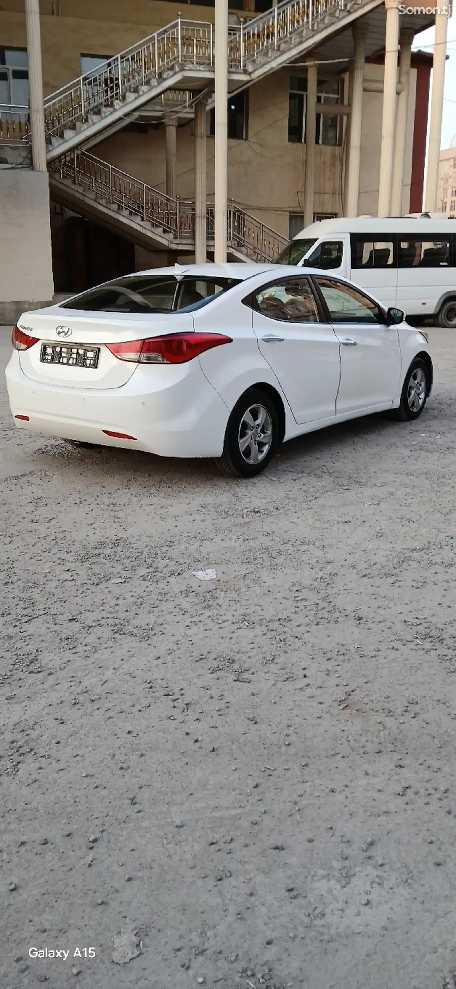 Hyundai Avante, 2013-6