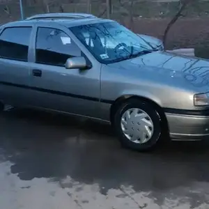 Opel Vectra A, 1993