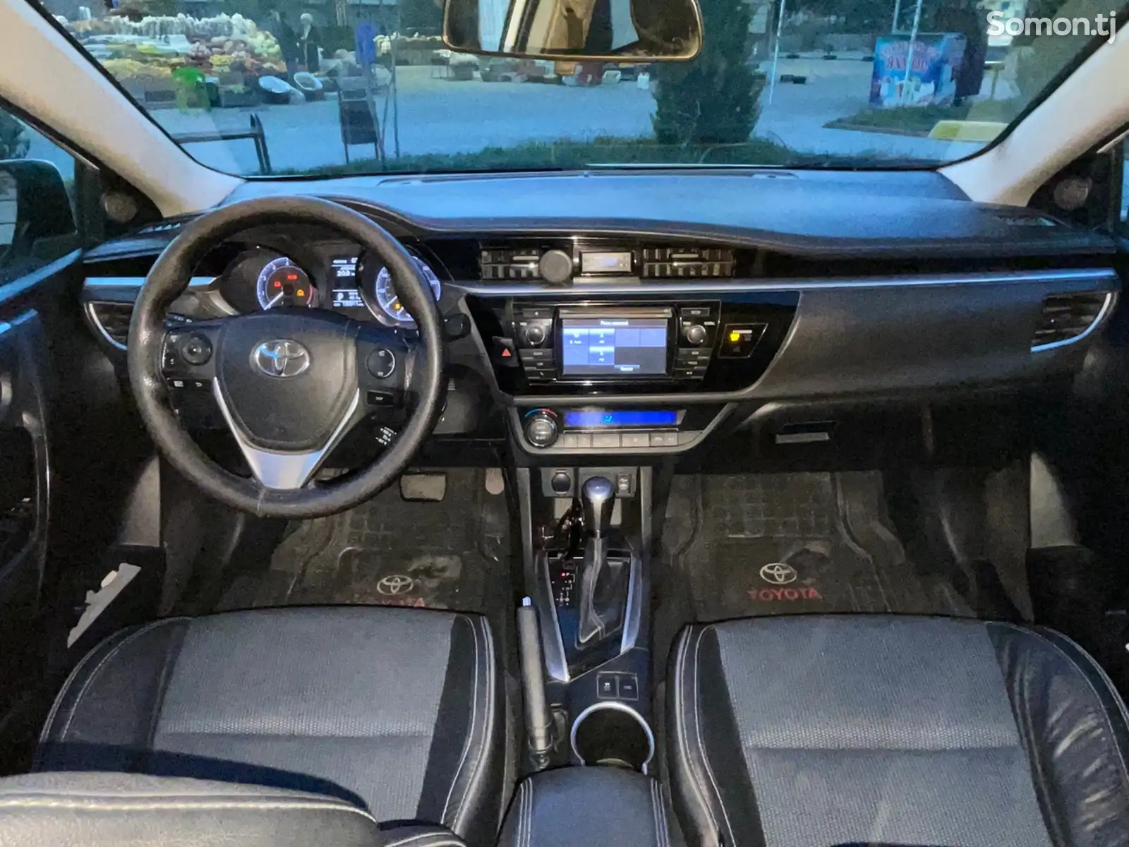 Toyota Corolla, 2015-9