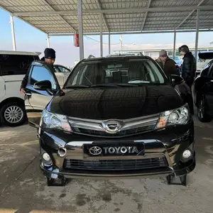 Toyota Fielder, 2014