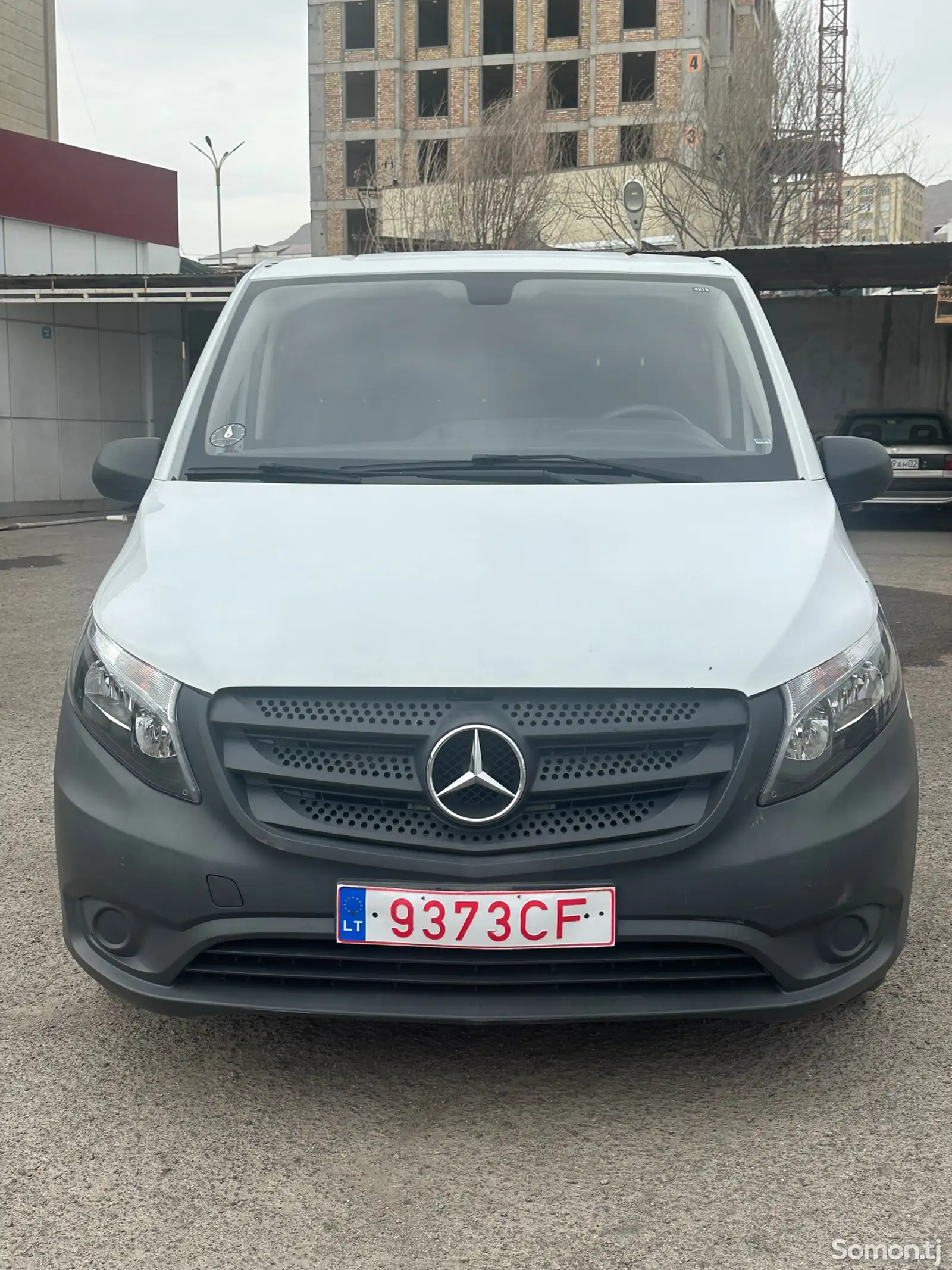 Фургон Mercedes benz Vito-1