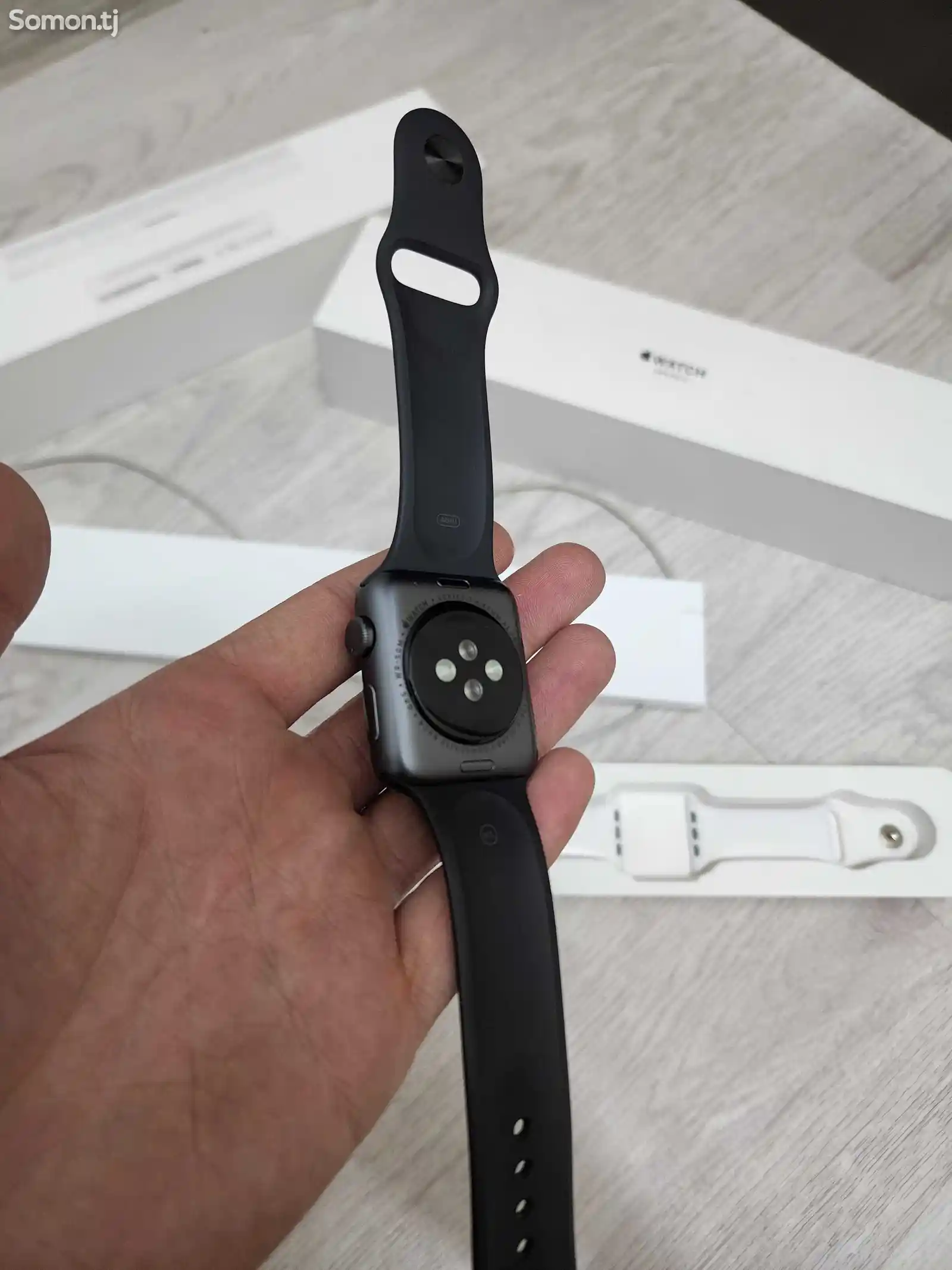 Apple watch 3 Space Gray-2
