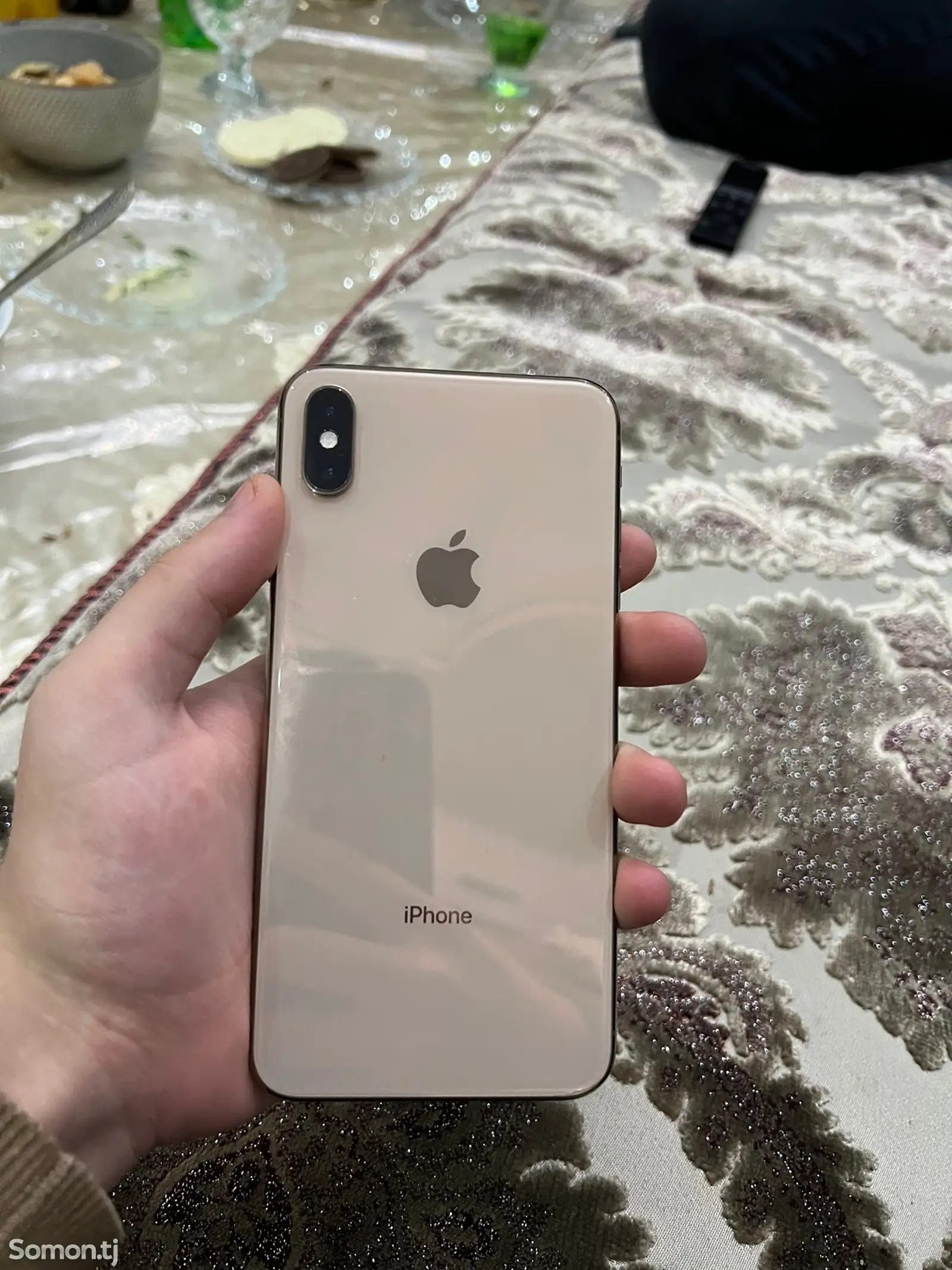 Apple iPhone Xs Max, 64 gb, Gold-1