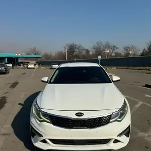 Kia Optima, 2019