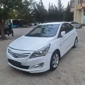 Hyundai Accent, 2015