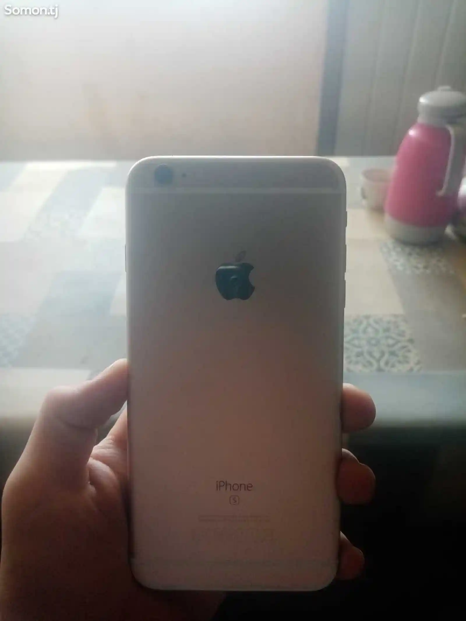 Apple iPhone 6 Plus-2