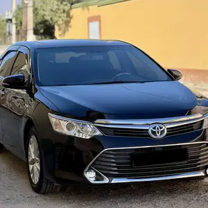 Toyota Camry, 2015