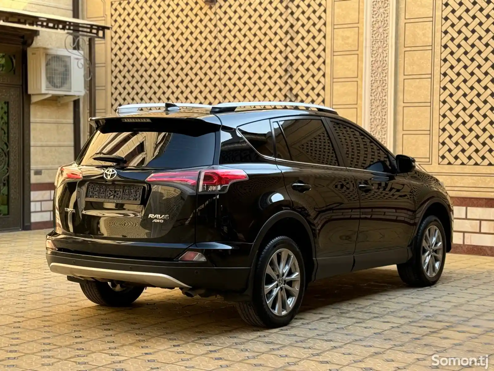 Toyota RAV 4, 2017-6