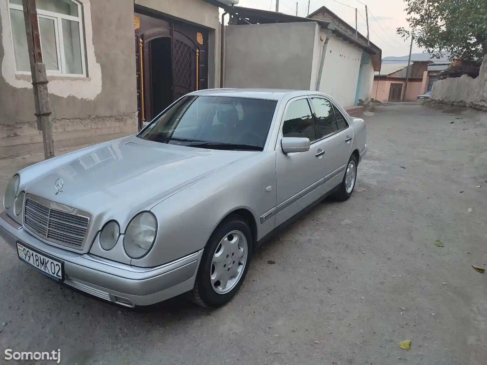 Mercedes-Benz E class, 1996-4