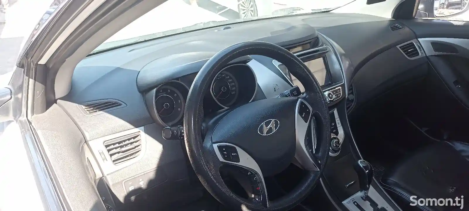 Hyundai Avante, 2012-4