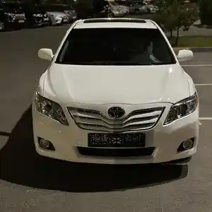 Toyota Camry, 2009