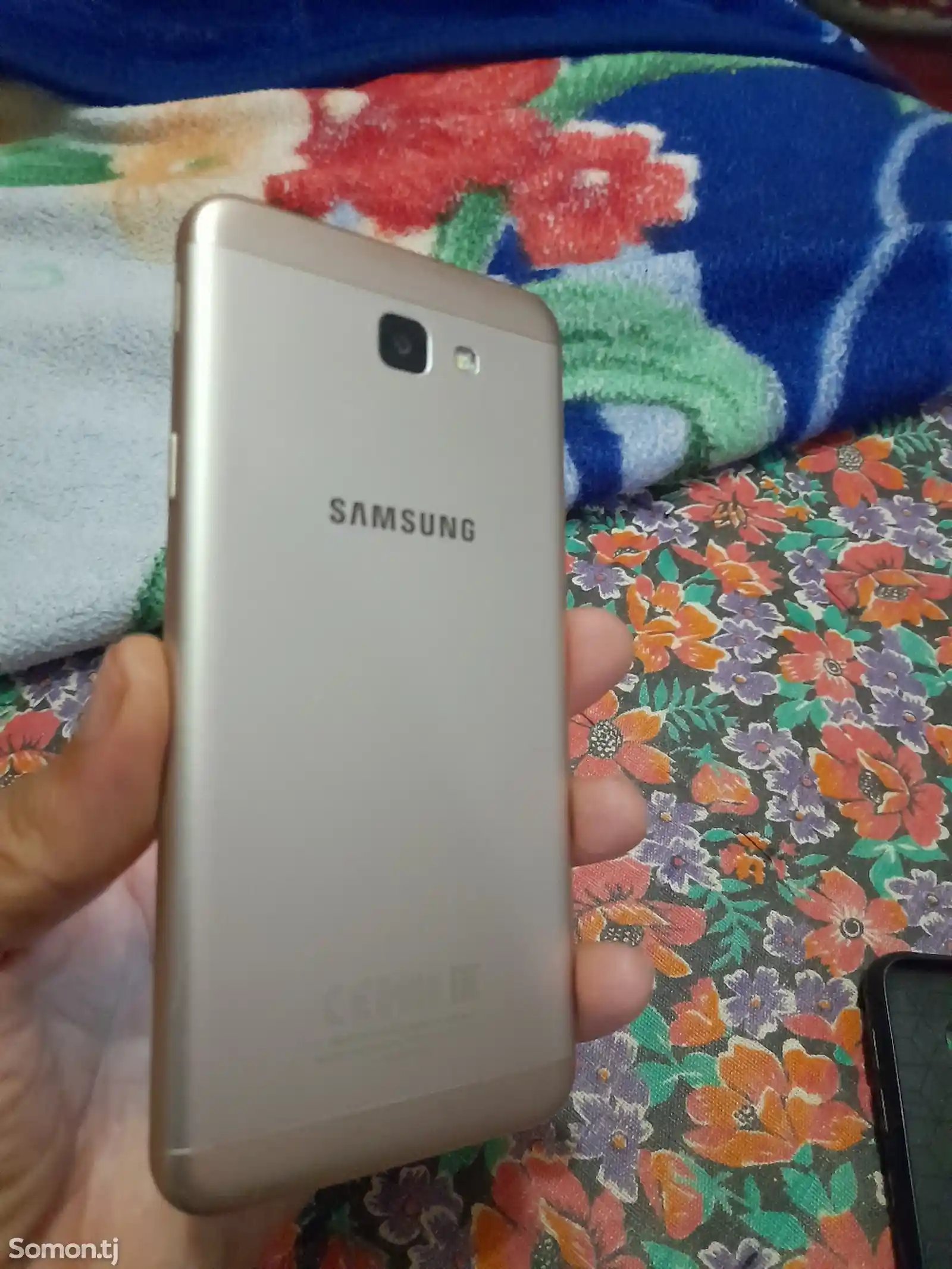 Samsung Galaxy J5 Prime-1