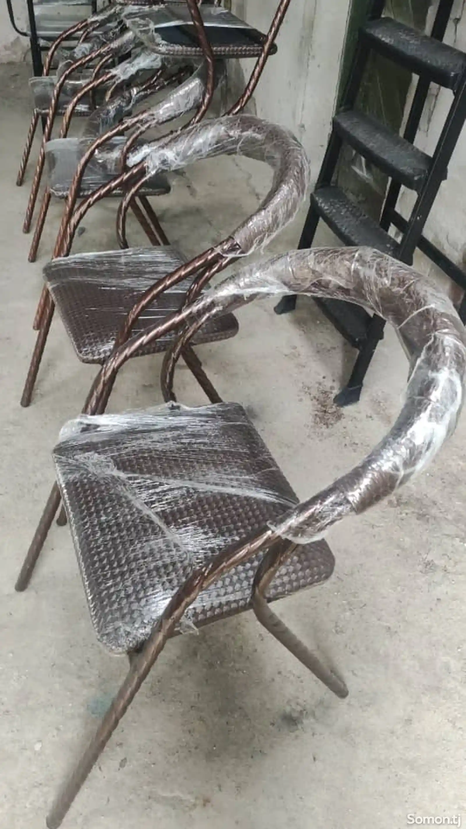 Стол и стулья на заказ-5