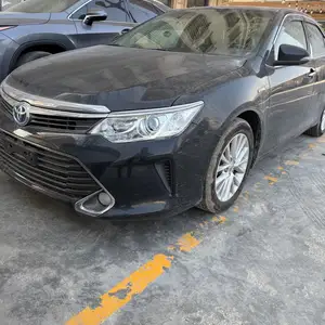 Toyota Camry, 2015