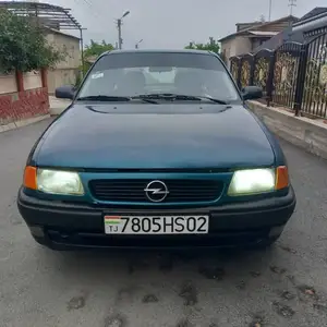 Opel Astra F, 1995