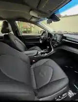 Toyota Camry, 2019-11