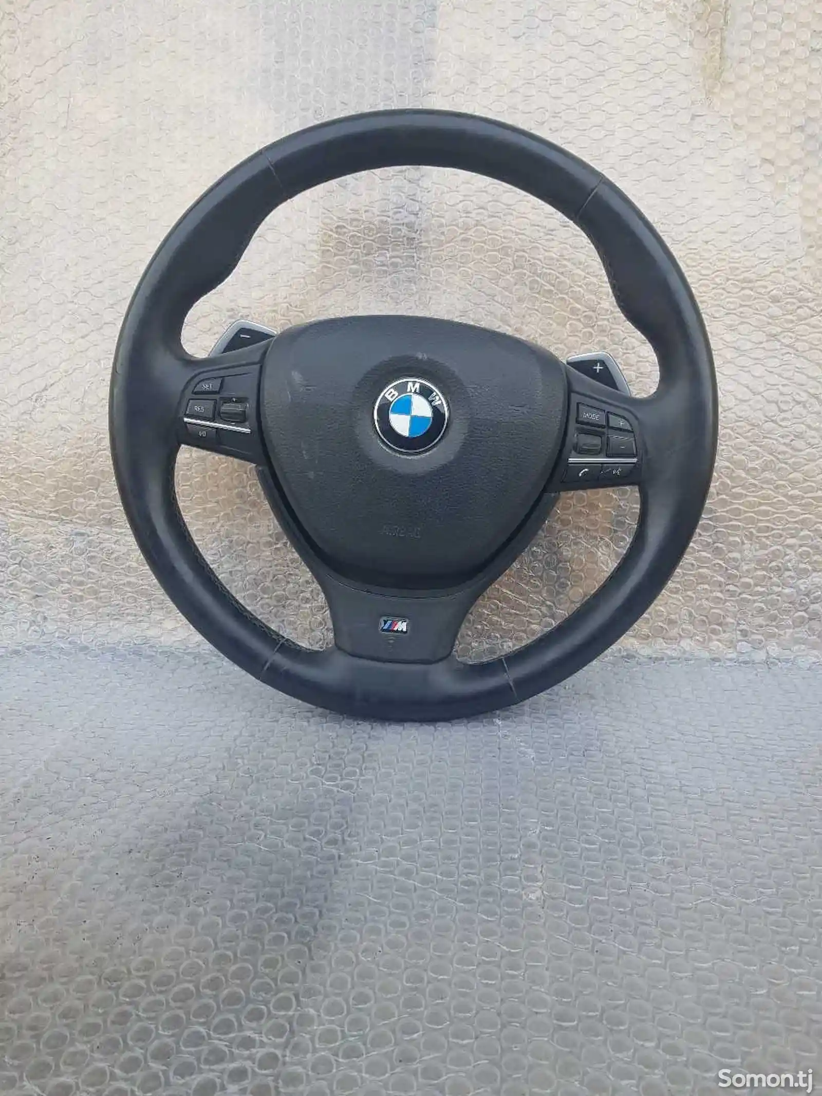 Руль от BMW F10-4
