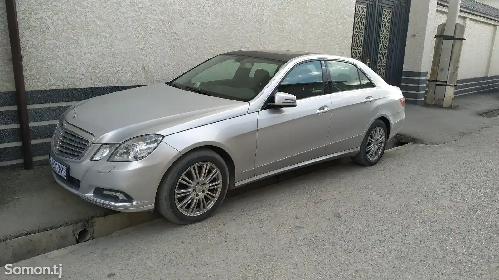 Mercedes-Benz E class, 2010-11